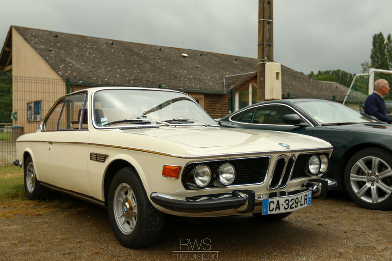 Illustration for article titled Classic British Welcome Photos (Le Mans Carshow)